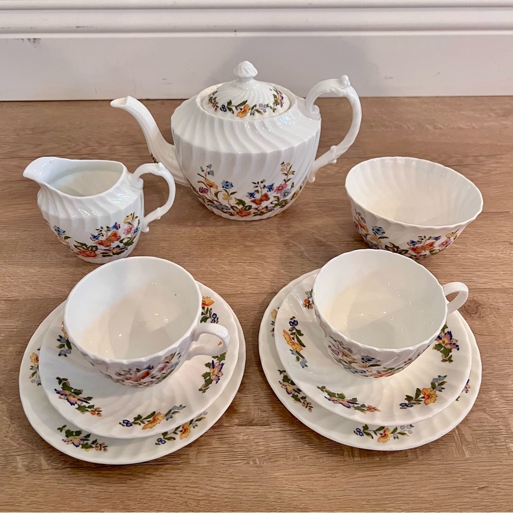 Aynsley COTTAGE GARDEN Tea Set For‎ 2 - Teapot Creamer Sugar Cups Plates NWT Vtg